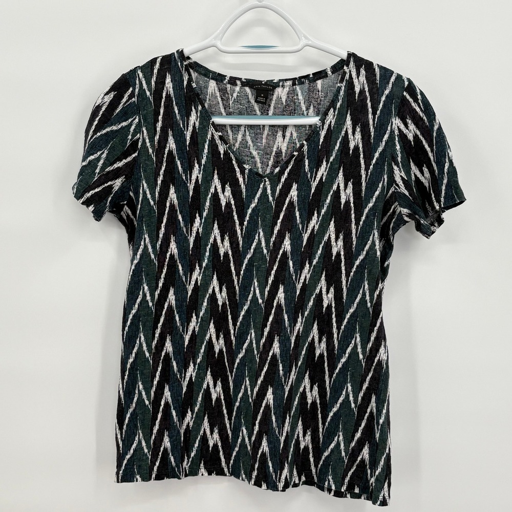 Ann Taylor Womens 100% Linen Ikat Chevron V-Neckโ Short Sleeve Top Green Black M